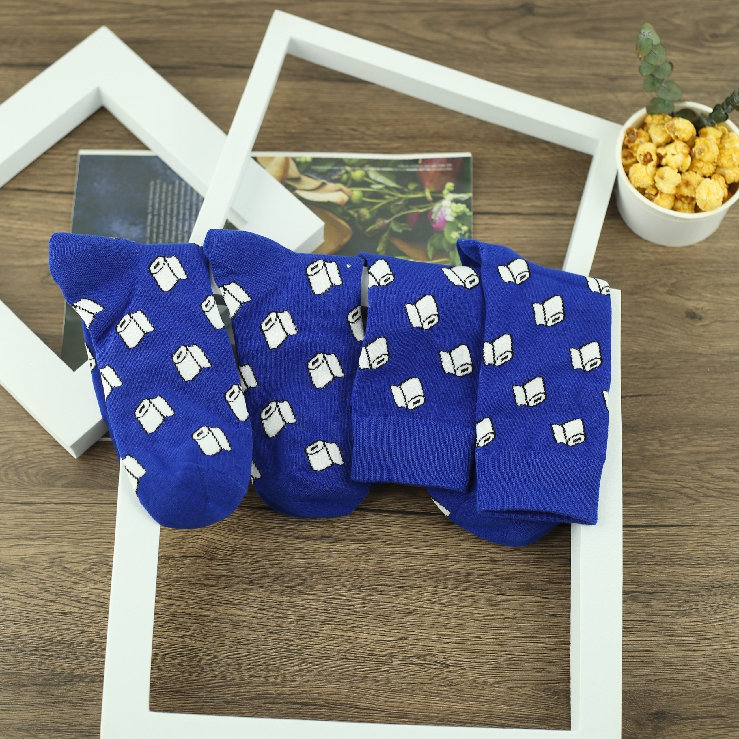 Men's Cartoon Toilet Paper Crew Socks - 2 Pairs