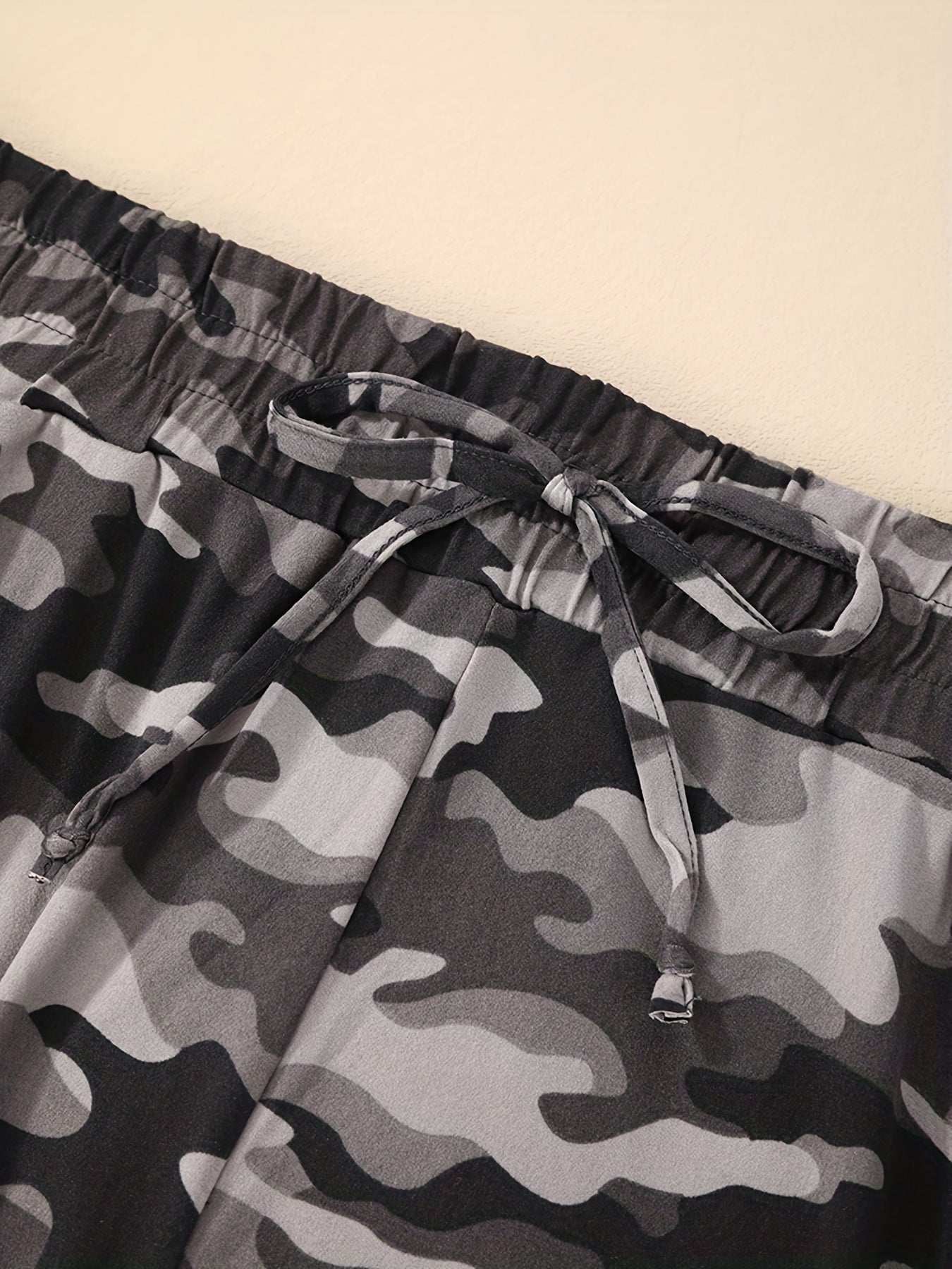 Women's Plus Camo & Stripe Print Tie Yoga Leggings