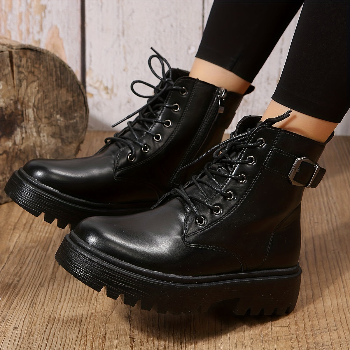 Women's Lace-Up Combat Boots Round Toe Side Zip Outdoor Short Boots