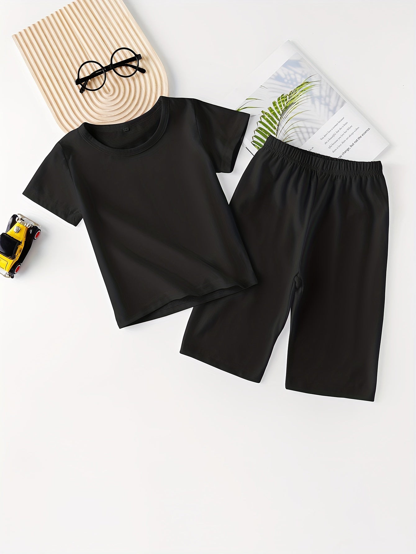 2pcs Kid's Solid Pajamas T shirt & Shorts Set Comfy PJ Set Boy's Loungewear