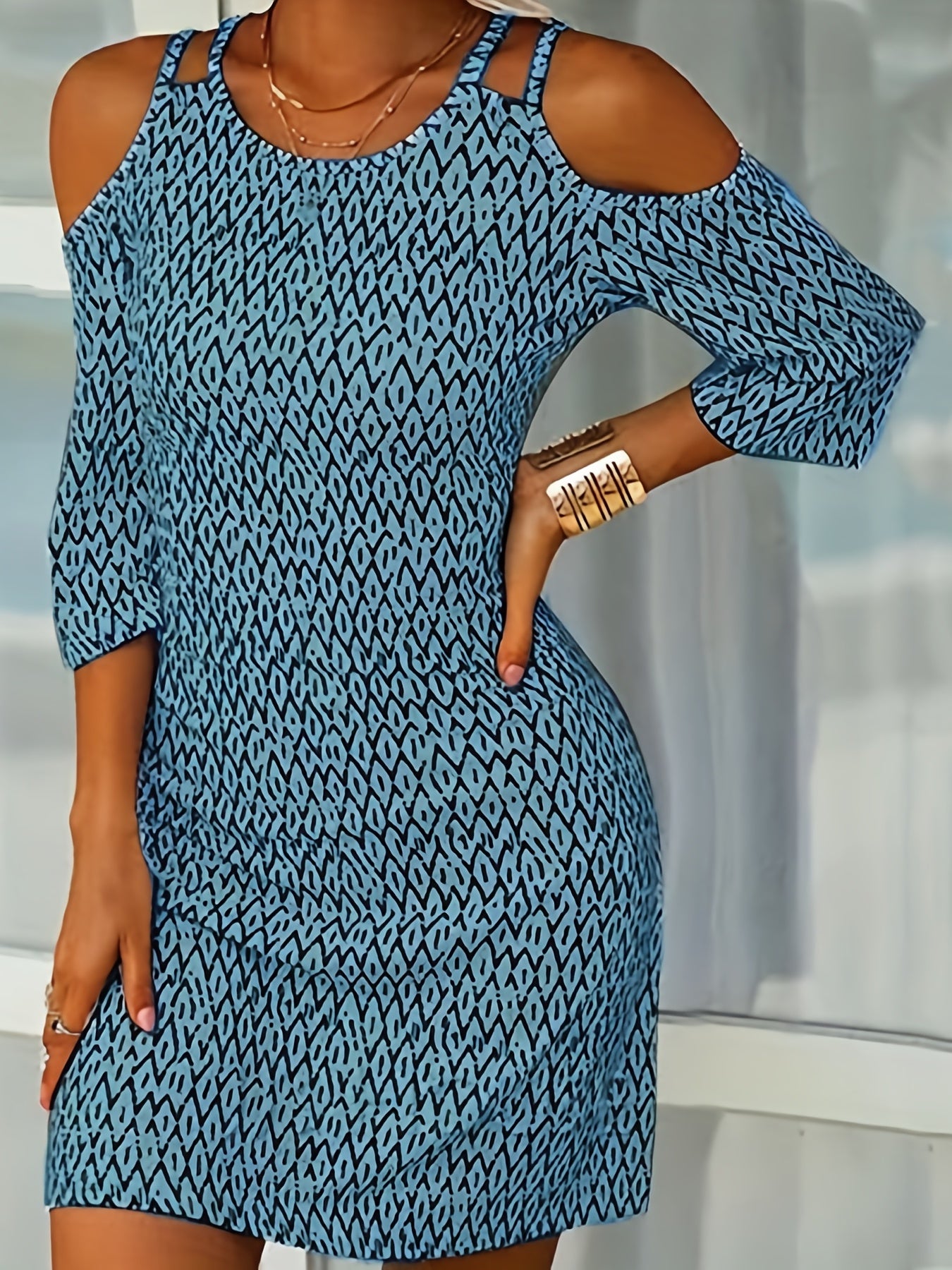 Cold Shoulder Crew Neck Dress Half Sleeve Casual Dress