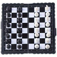 Portable Folding Plastic Chess Toy Chess Game For Family Gathering