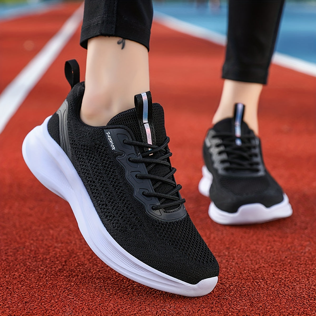 Women's Breathable Knit Sneakers Low Top Lace Up Shoes