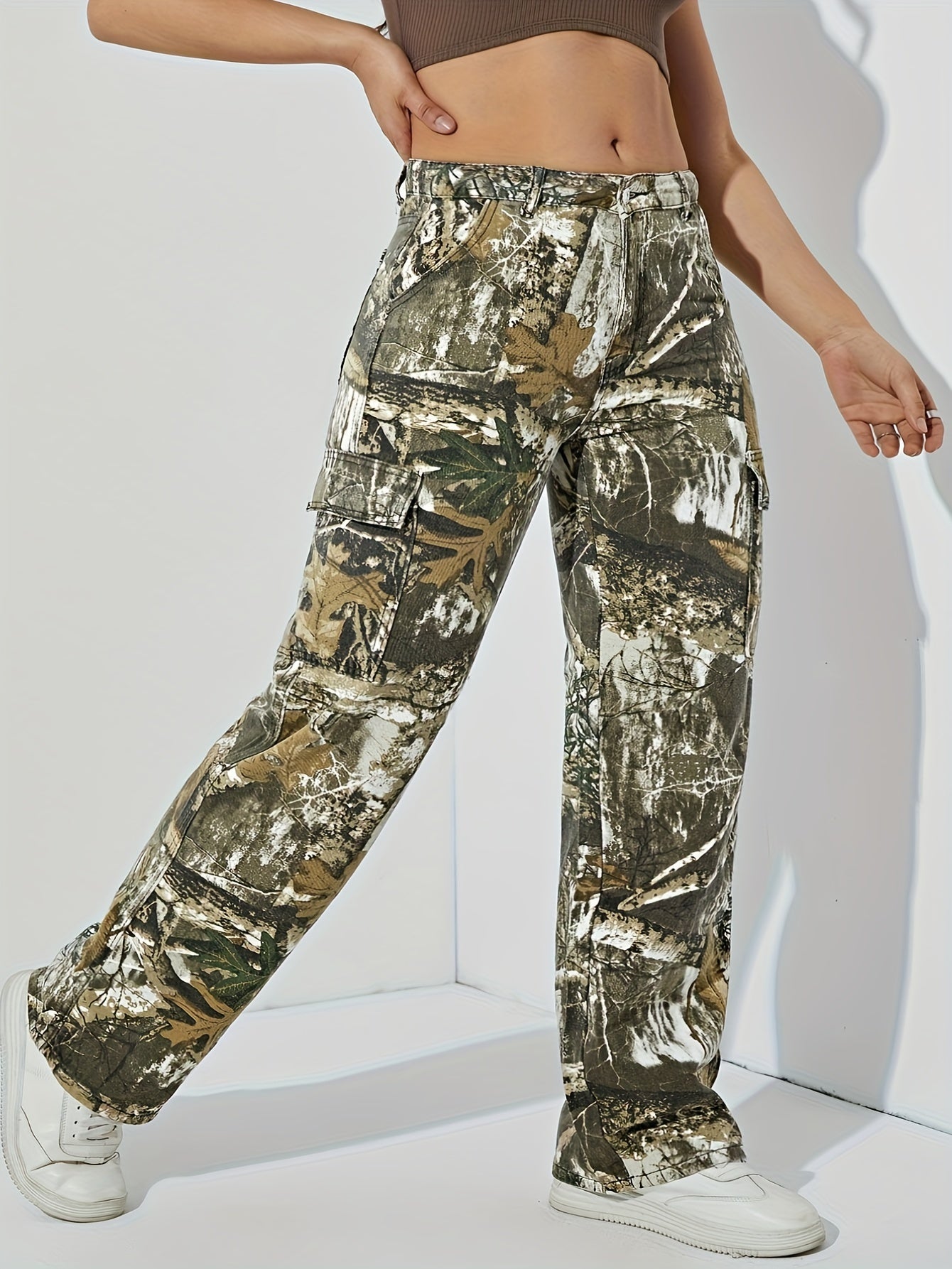 Retro Jeans Women's Plus Leaf Print Cargo Denim Pants