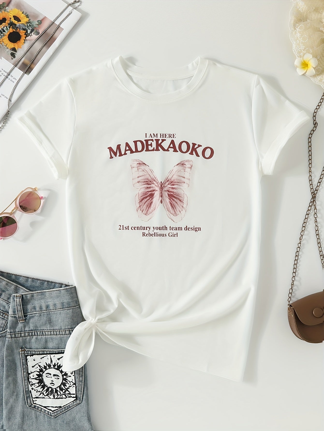 Women's Butterfly Printed Loose Fitting T-shirt Round Neck Casual Sports Top