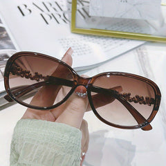Oval Rhinestone Gradient Sunglasses UV400