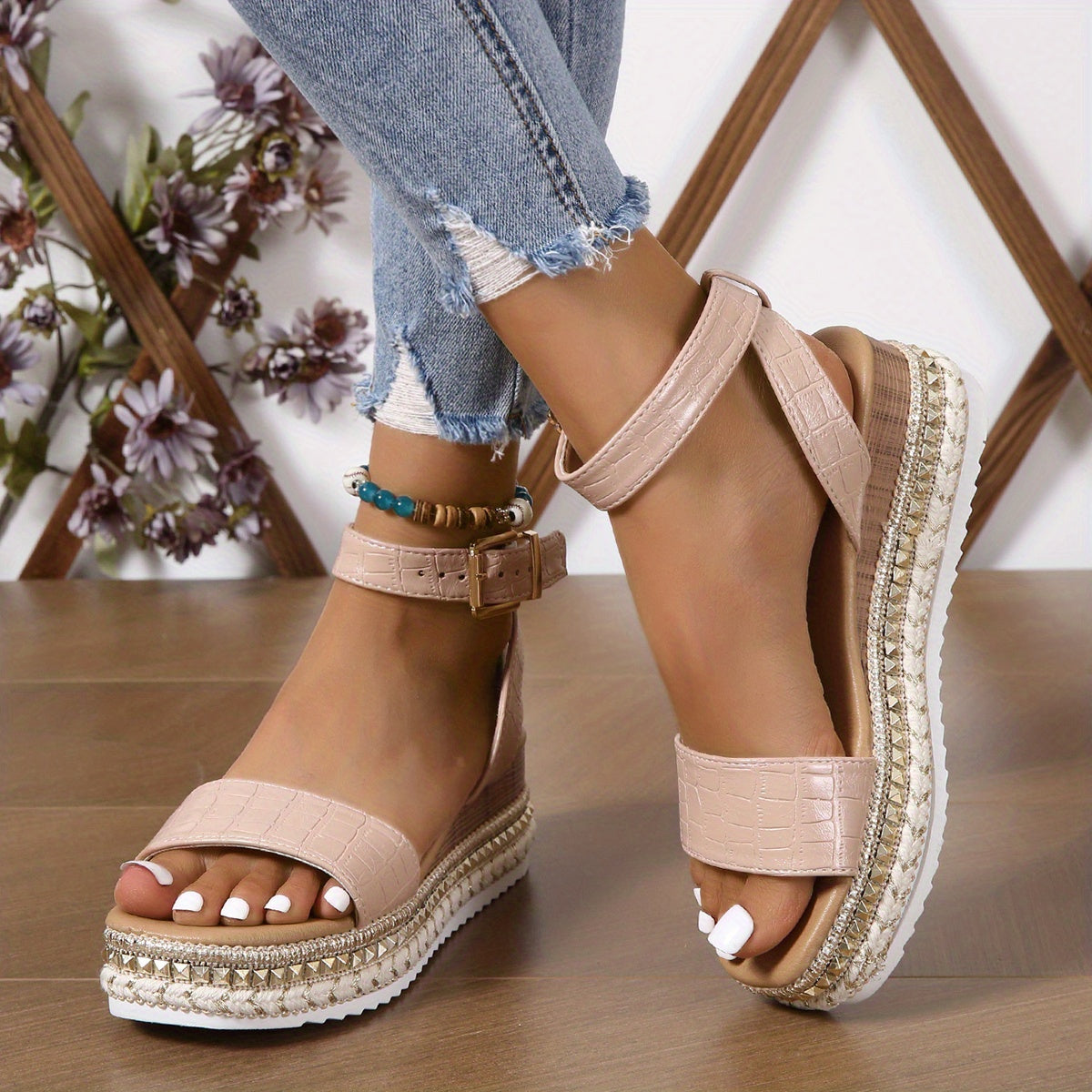 Women's Rivet Platform Wedge Sandals Buckle Strap Comfort Beach Shoes