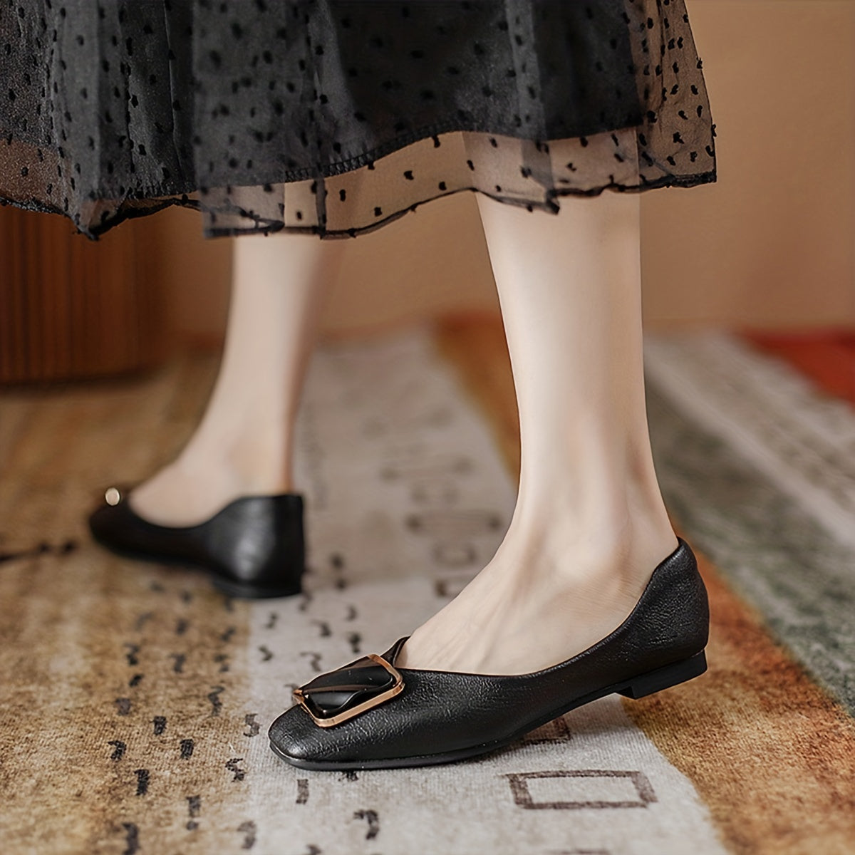 Women's Lightweight Slip-On Loafers Soft Sole Metal Buckle Decor
