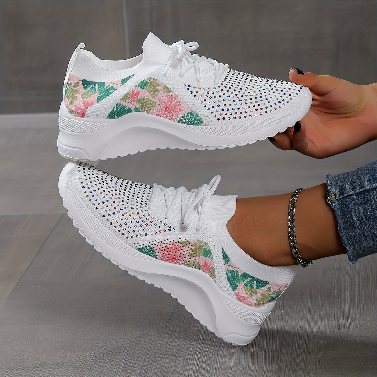 Women's Rhinestone & Leaf Decor Sneakers Lace Up Low Round Toe
