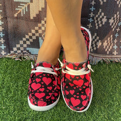 Red Heart Pattern Skateboard Shoes for Women, Lightweight Running Shoes