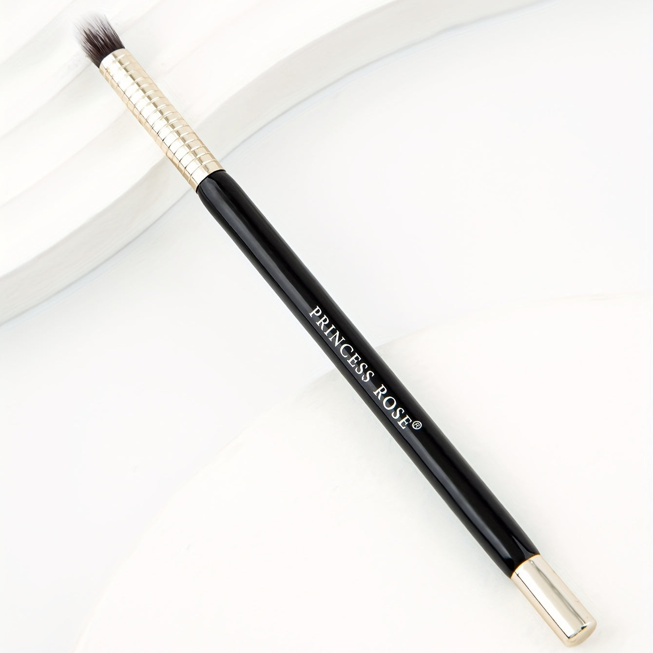 Vegan Eyeshadow Brush for Flawless Makeup Application