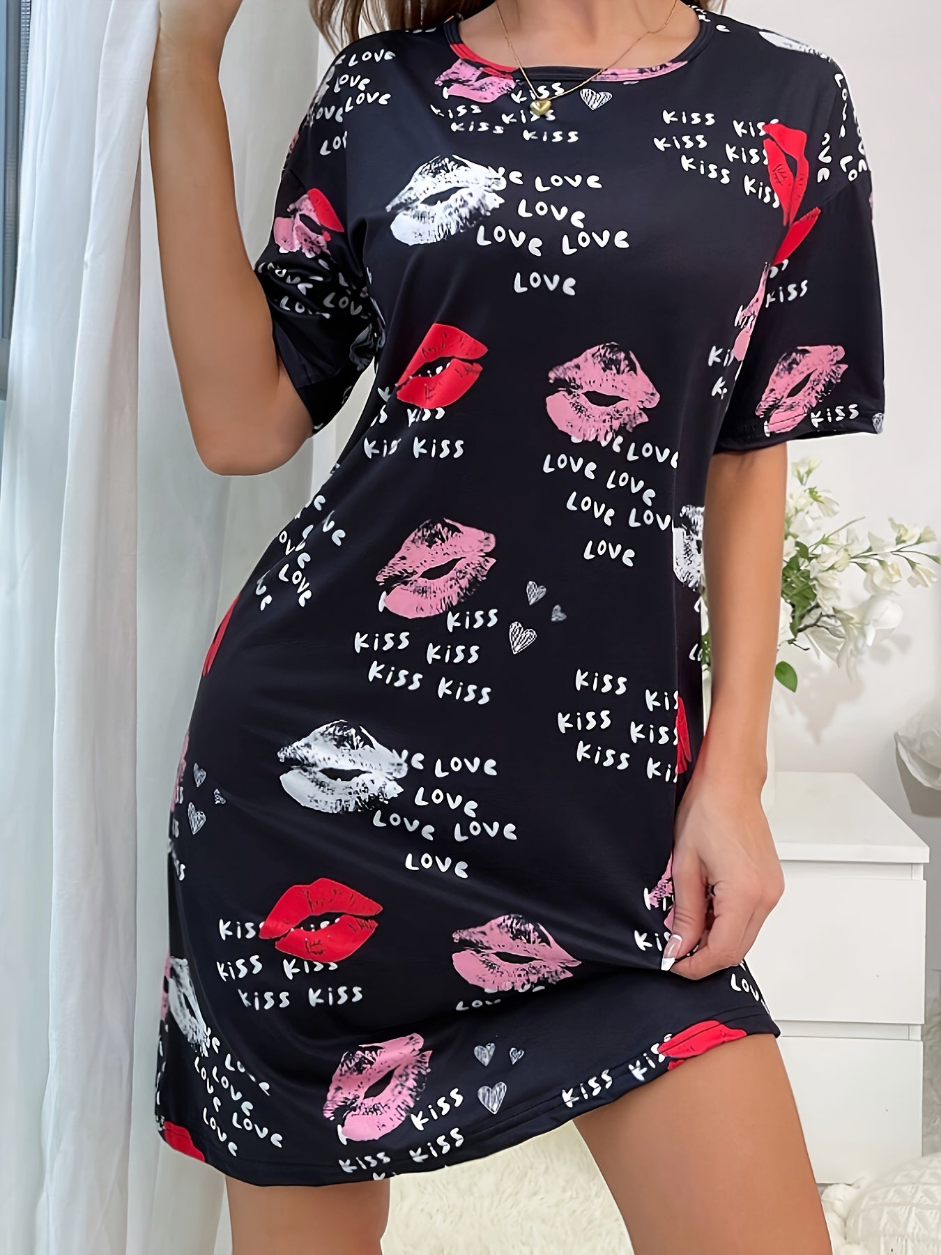 Lips & Letter Print NightDress Short Sleeve