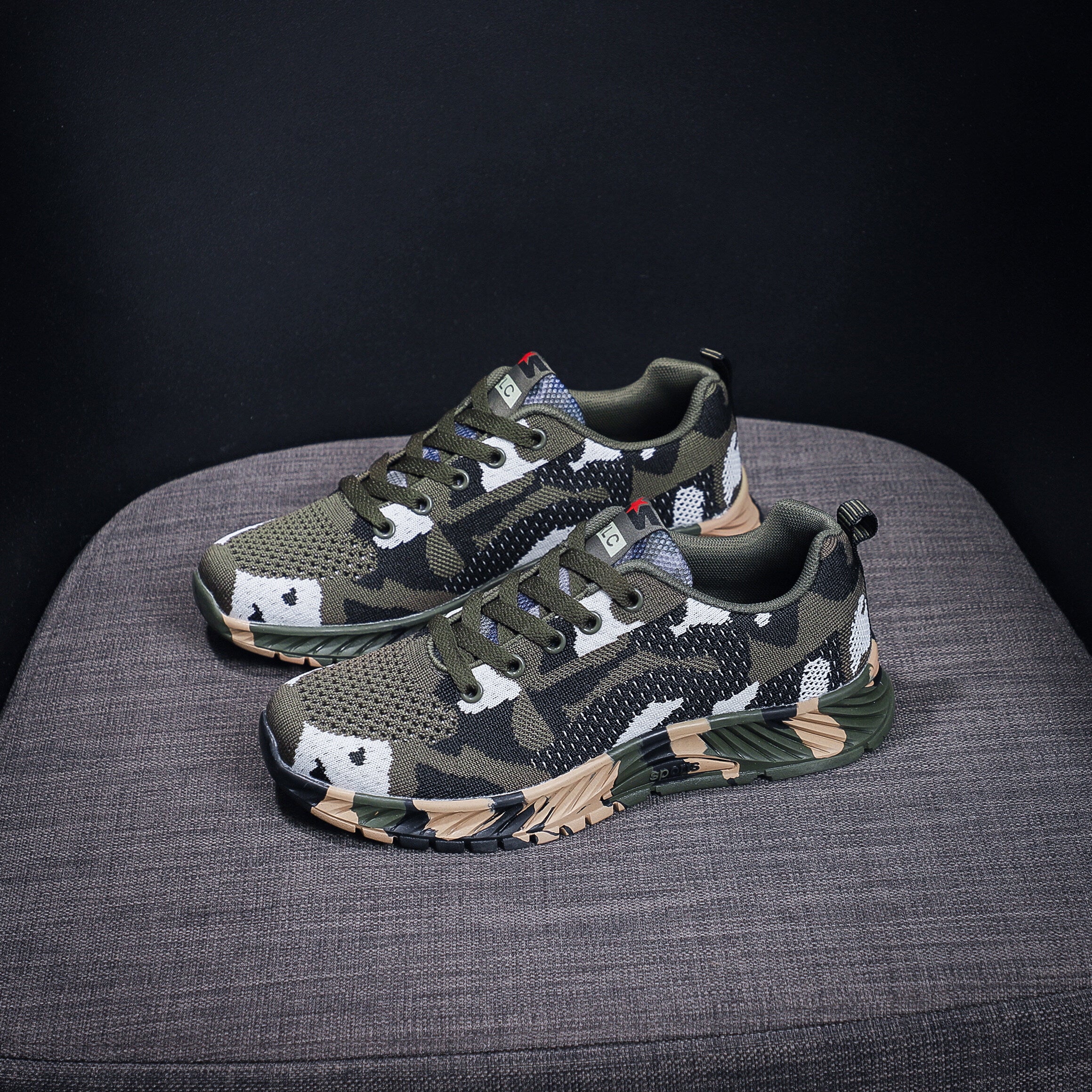 Men's Camo Lightweight Running Shoes Breathable Outdoor Sneakers