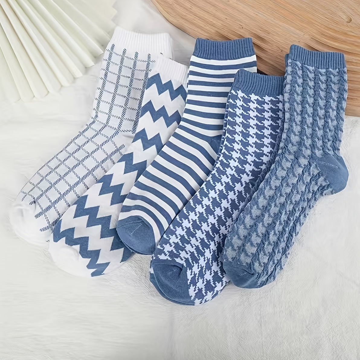 Men's Striped Crew Socks Breathable Comfy Casual Unisex Outdoor Socks