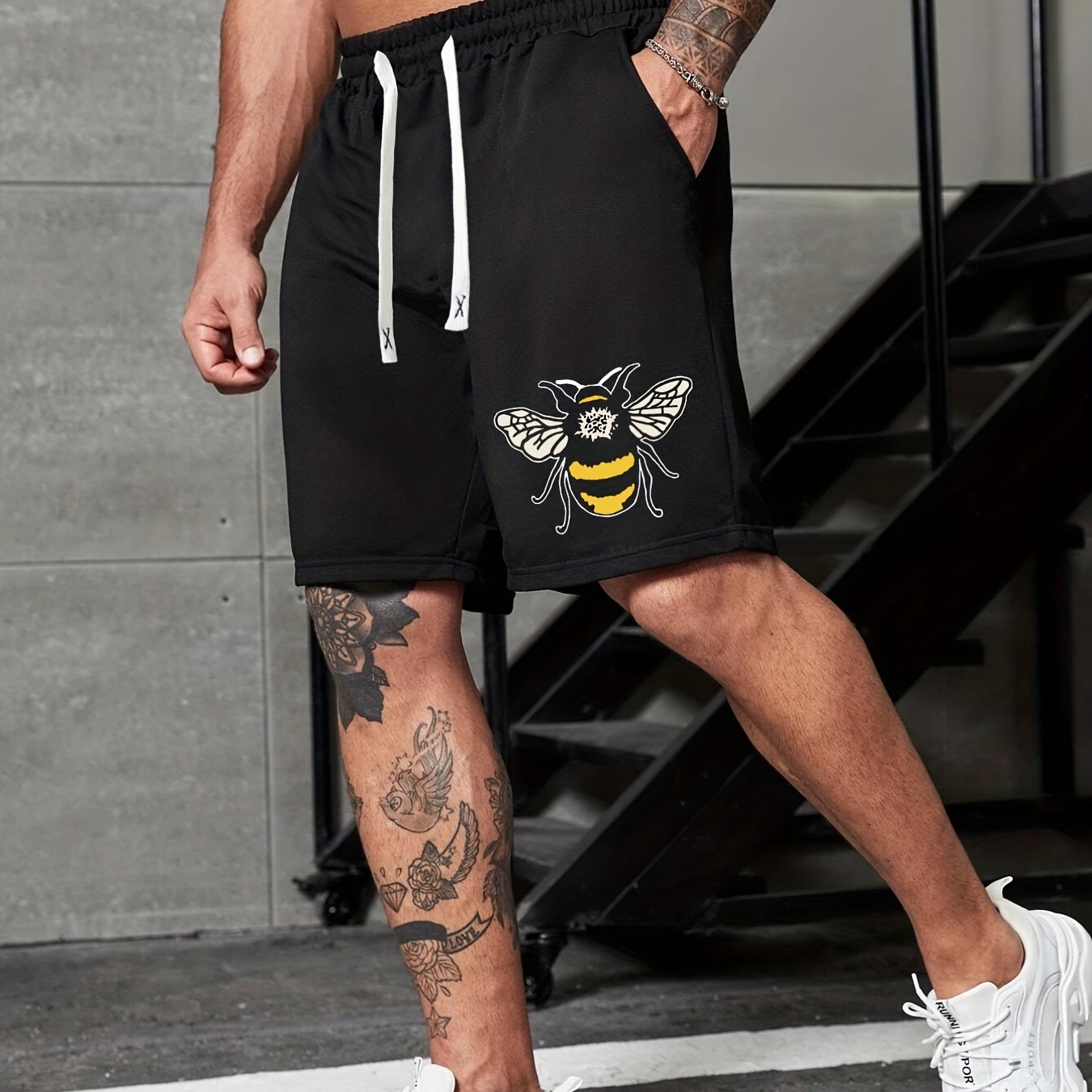 Bee Print Men's Comfy Drawstring Shorts