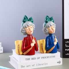 Creative Backpack Girl Organizer Desk Desktop Pen Holder Resin Crafts