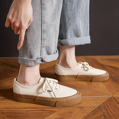 Women's Flat Skate Shoes Casual Round Toe Low Top Walking Sneakers
