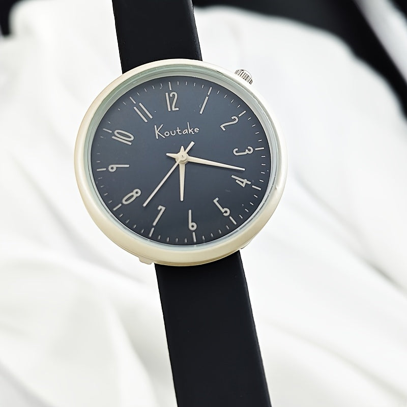 Minimalist Unisex Wristwatch Golden Hands Strap Quartz Movement