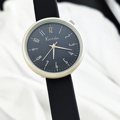 Minimalist Unisex Wristwatch Golden Hands Strap Quartz Movement