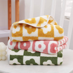 3pcs Plum Blossom & Coral Fleece Household Towels, 13 7x29 5in