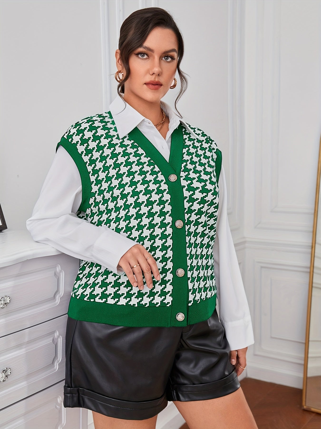 Houndstooth V Neck Knit Vest