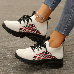 Women's Fashionable Breathable Mesh Road Running Shoes