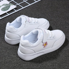Embroidered Flower Low Top Sneakers for Girls Lightweight Anti Slip Sneakers