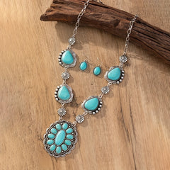 Turquoise Decor Necklace & Earrings Set