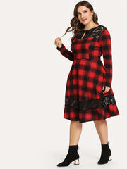 Retro Dress Women's Plus Lace Long Sleeve Round Neck Dress