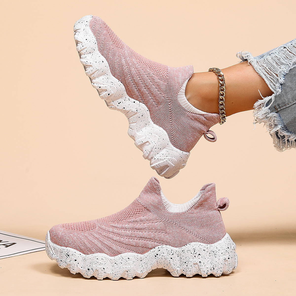 Women's Knitted Running Shoes Lightweight Slip On Sports Shoes