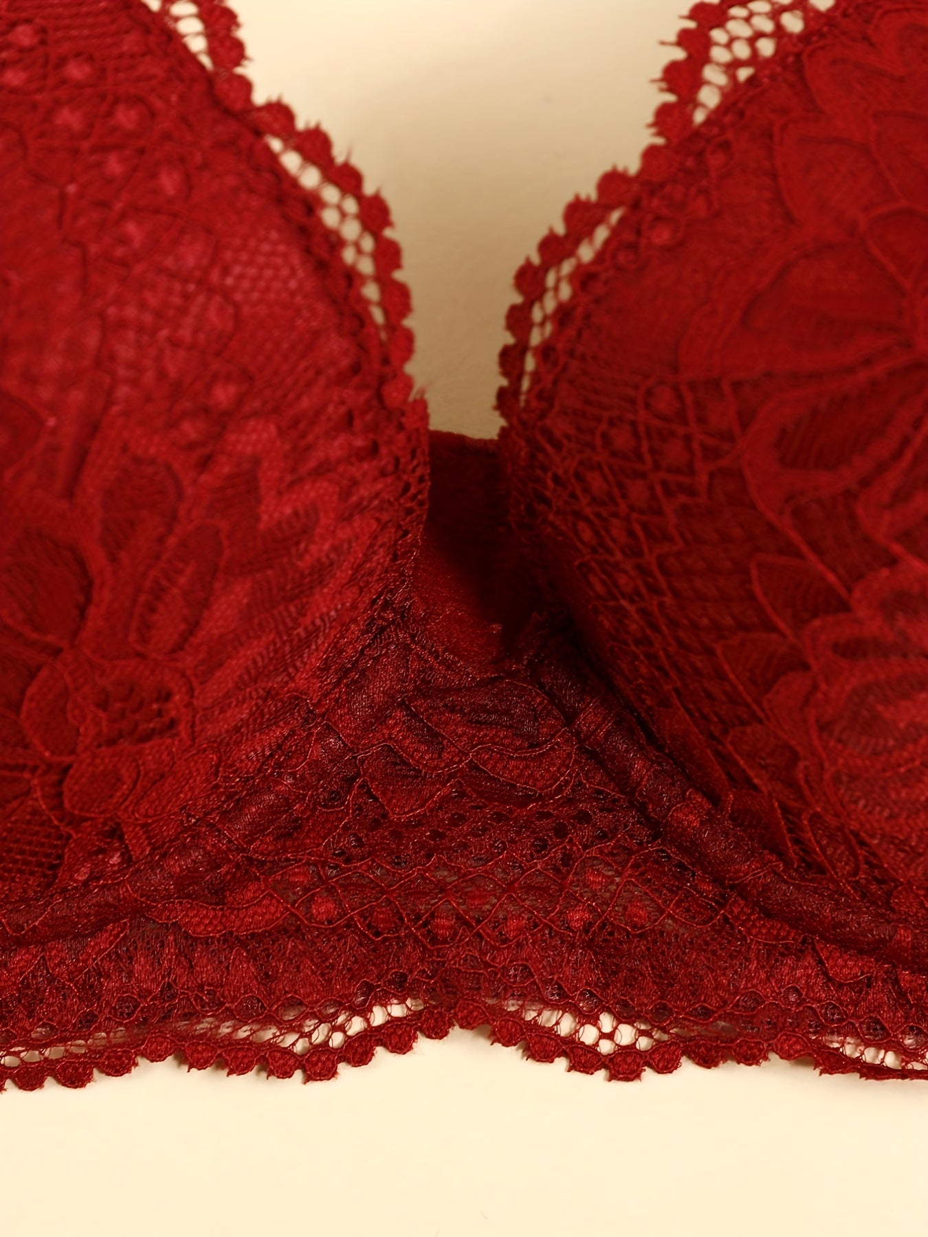 Floral Lace Push Up Bra with Scallop Trim