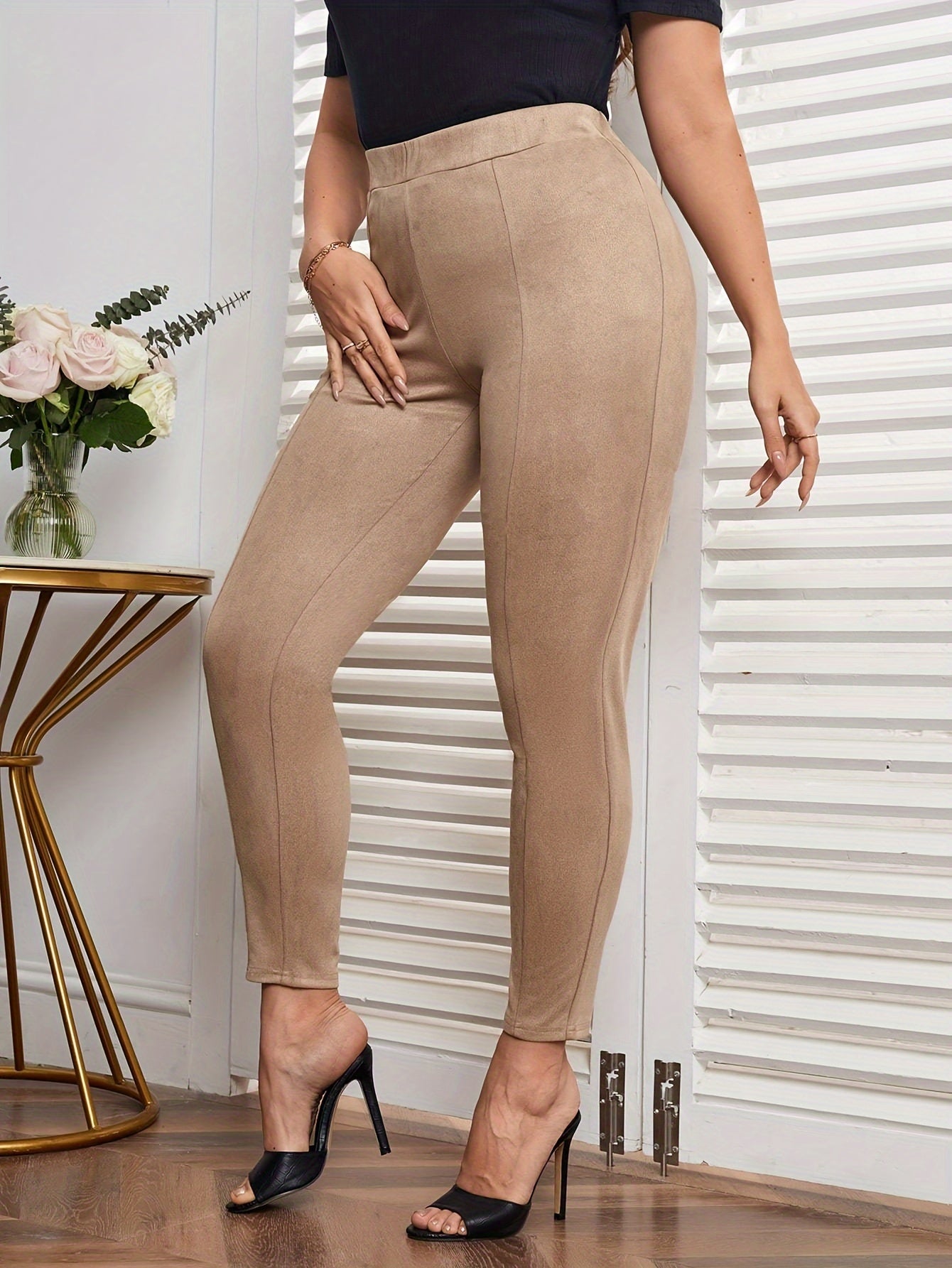 Solid High Waist Leggings with Seam Detail
