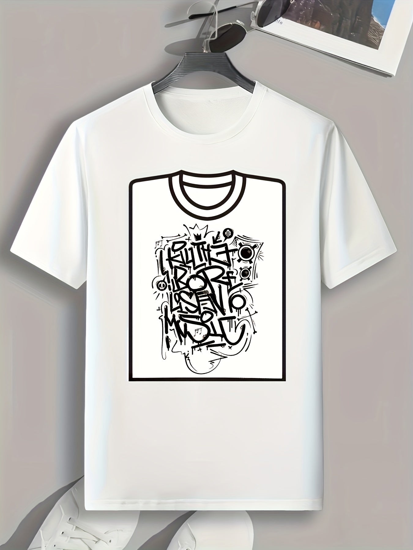 Graffiti Pattern Print Men's Sports T-shirt - Gift For Men