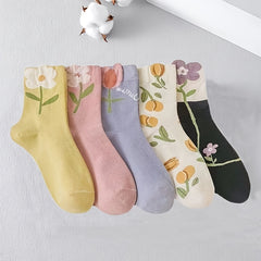 5 Pairs 3D Flower Mid-tube Crew Socks for Women