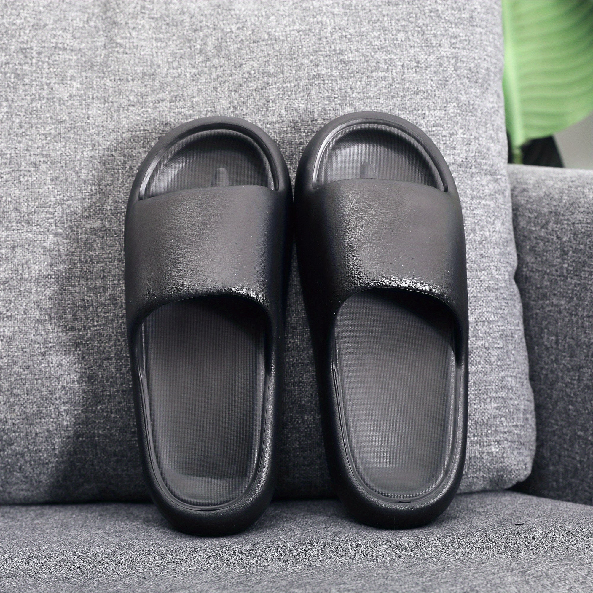 Men's Casual Slip On Platform Slides Unisex Open Toe Anti skid Slippers