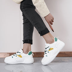 Women's Soft Sole Lace-Up Skate Shoes Lightweight Sneakers