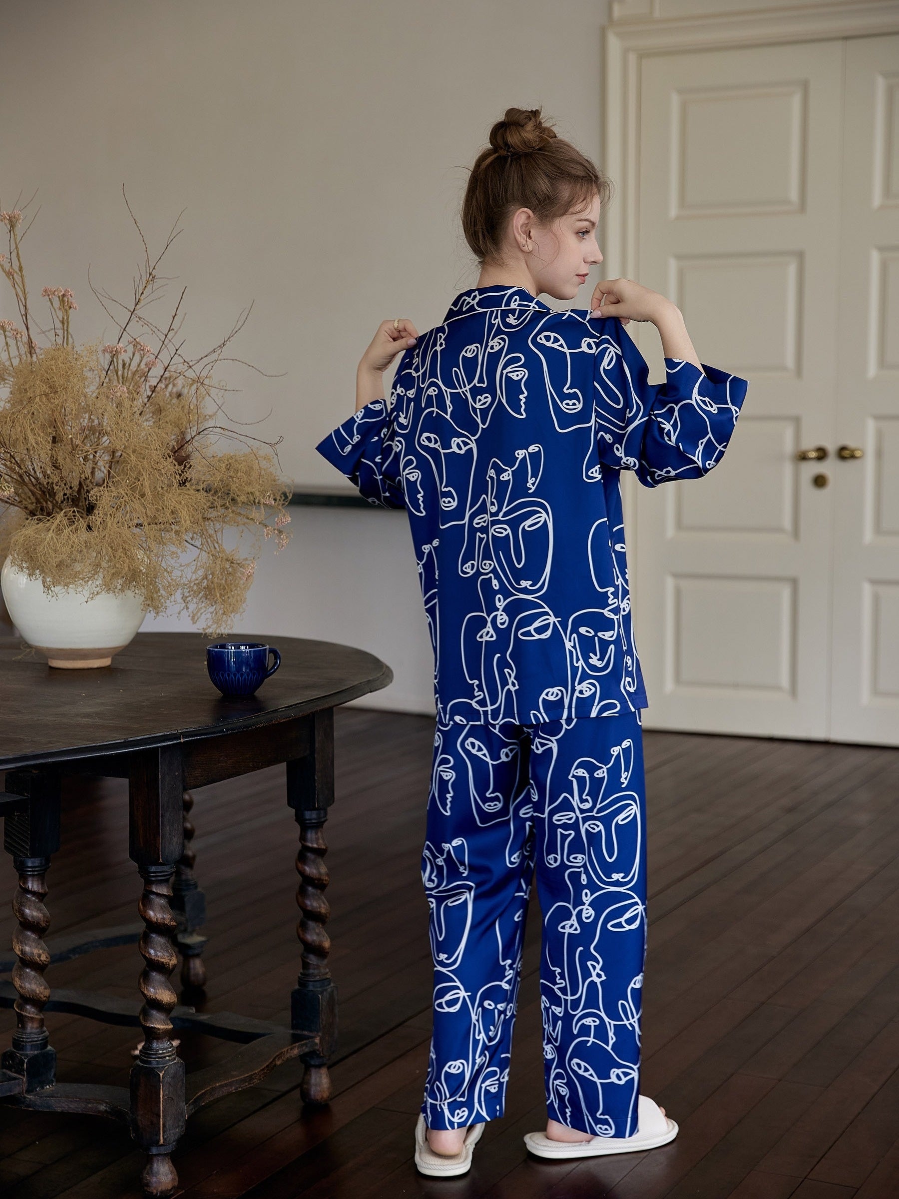 Face Sketch Pajama Set Top & Pants Women's Sleepwear