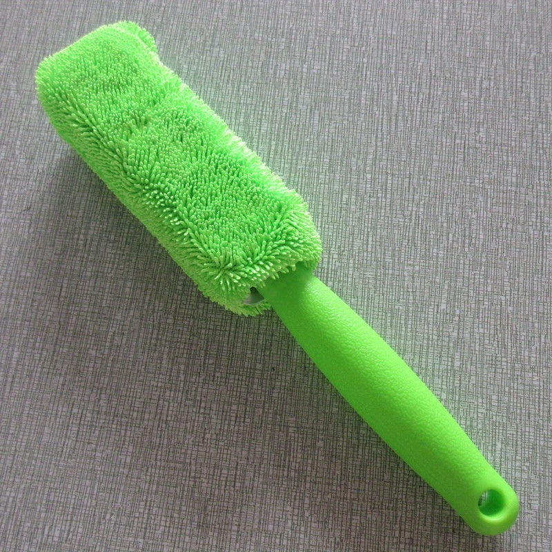 Car Wheel Hub Cleaning Brush - Multiple Colors
