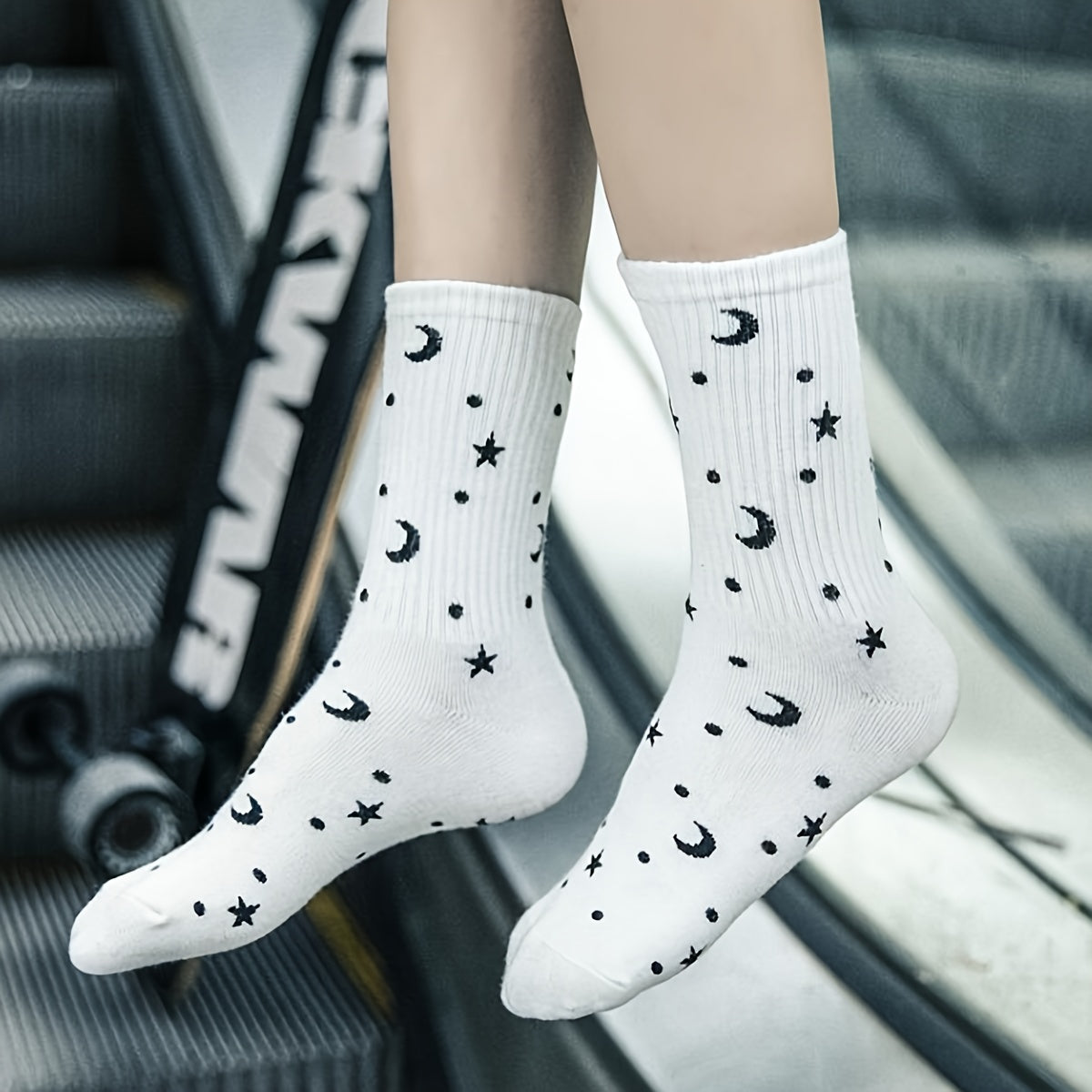 Star Print Mid Tube Socks Women's Stockings