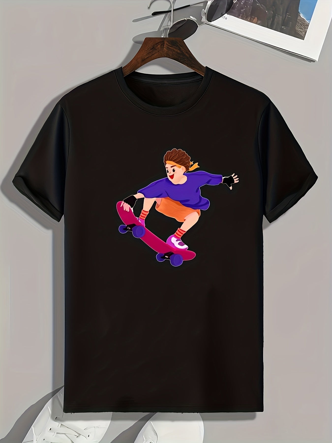 Skateboarding Print Men's Graphic T-shirt for Summer