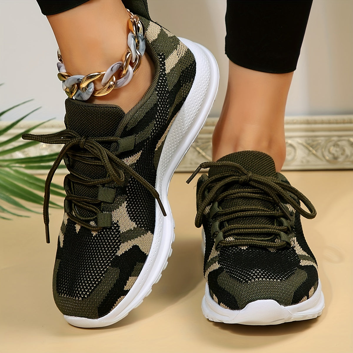Camouflage Mesh Breathable Lace up Running Shoes For Women