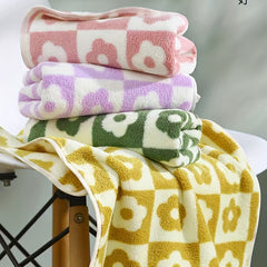 Flower Pattern Hand Towel Coral Fleece Soft Skin-friendly Face Towel