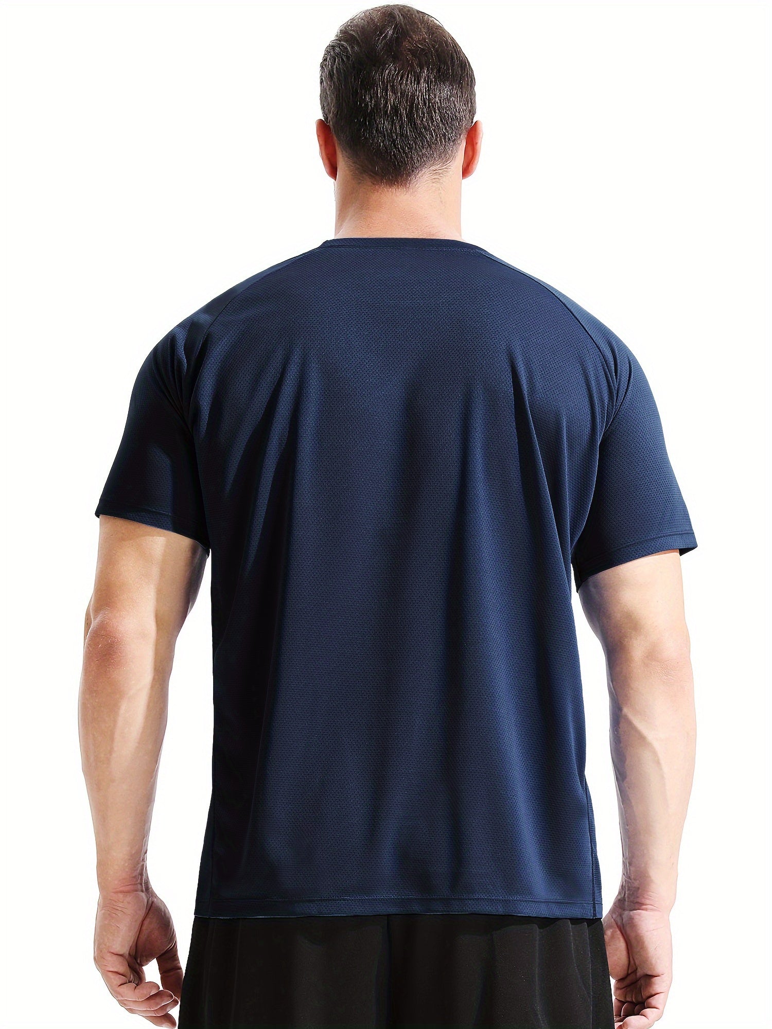 Men's Sports Tee Shirt for Summer Fitness - Round Neck Stretch T-shirt
