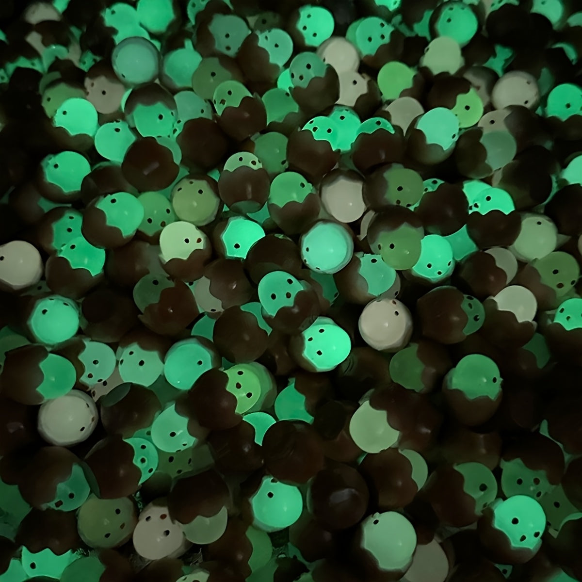 56pcs DIY Mini Eggshell Chicks Glow-in-the-Dark Resin Mini Toys