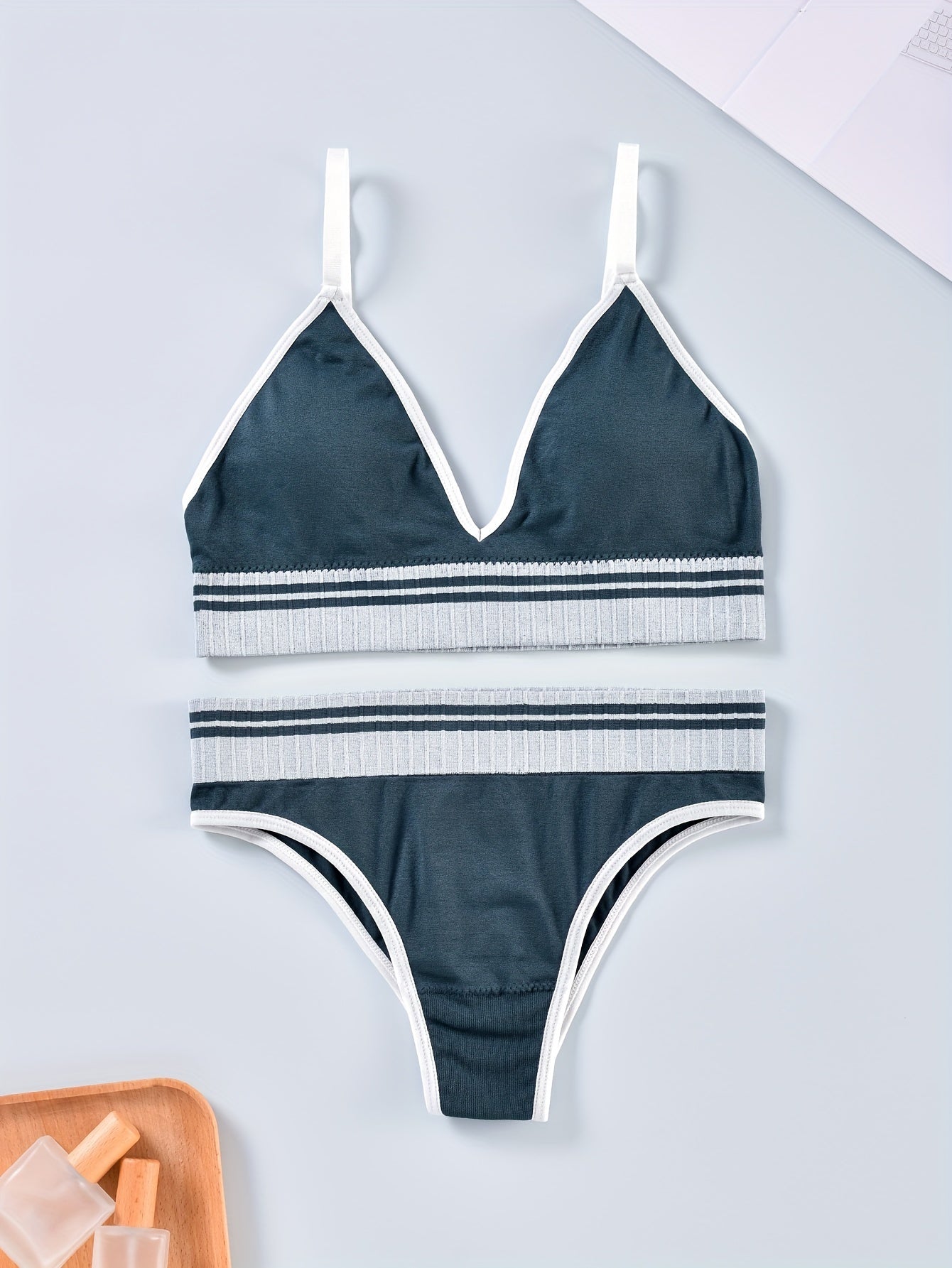 Contrast Trim Bra & Panties Lingerie Set