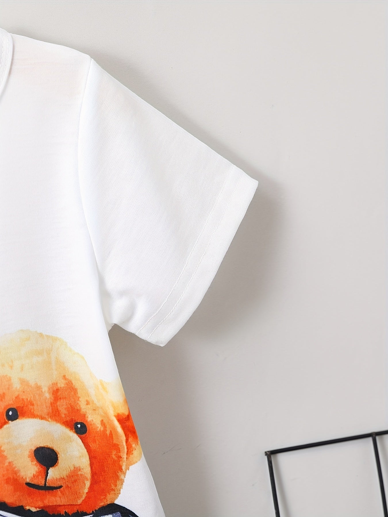 Boys Teen Bear Graphic Print T shirt & Plaid Shorts Set For Summer