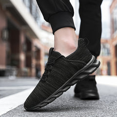 Men's Lightweight Running Shoes Breathable Outdoor Sneakers