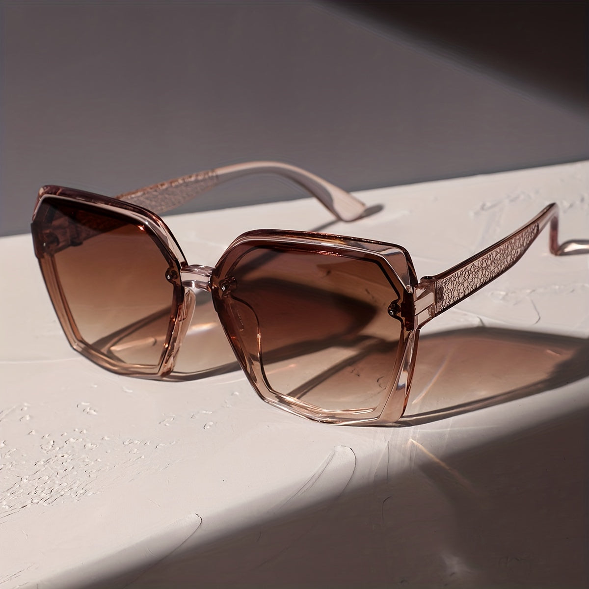 Butterfly Shaped Sunglasses Gradient Lens Engraved Temple