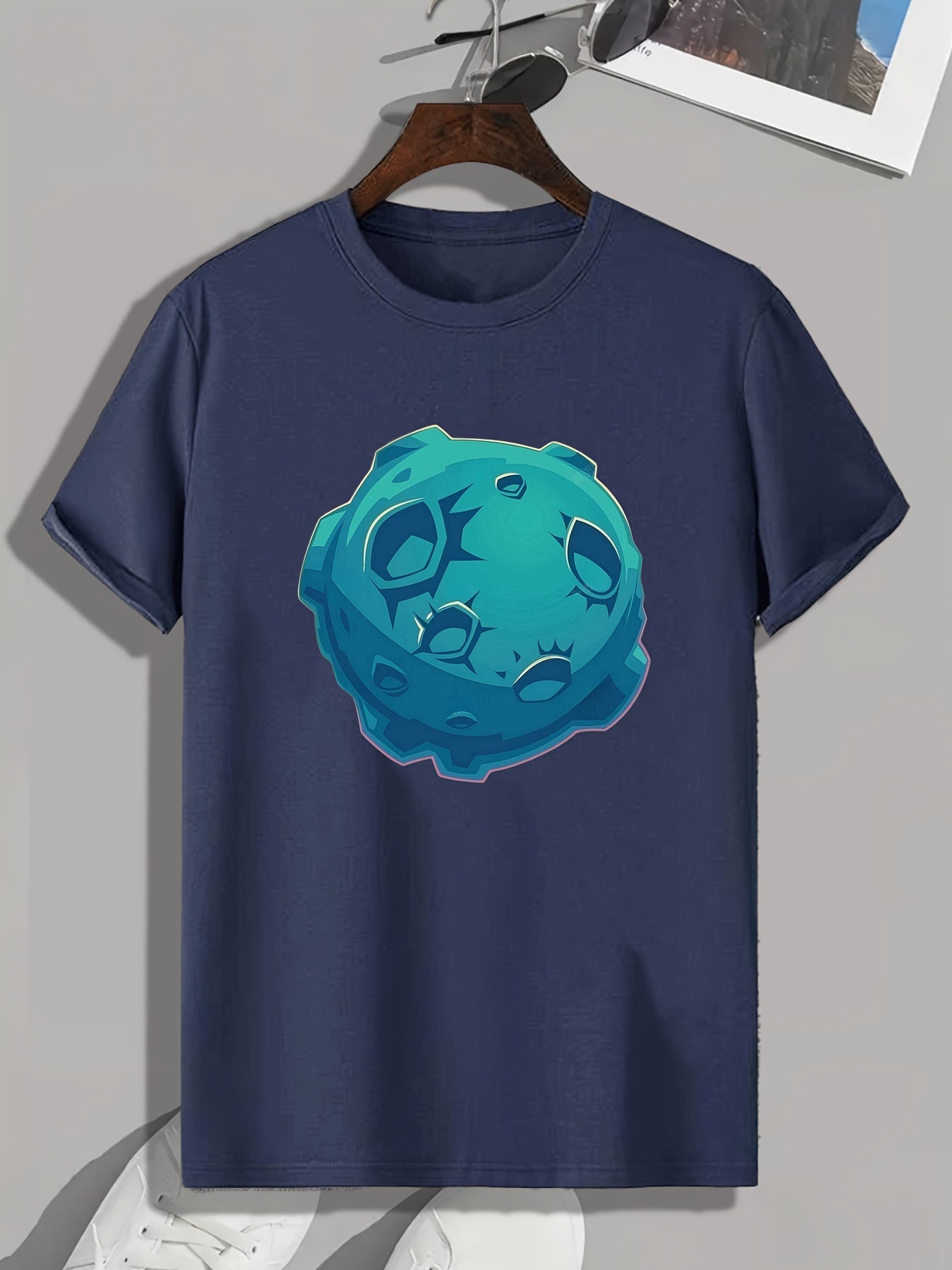 Men's Ball With Holes Print Graphic T shirt