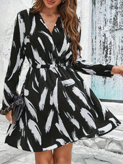 Brush Print A Line Dress V Neck Long Sleeve Casual Dress